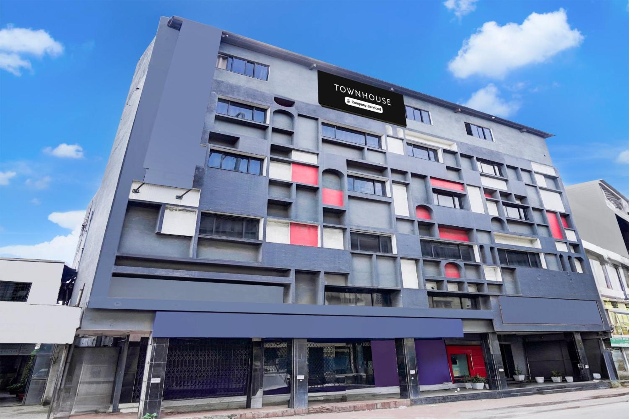 Super Townhouse Nagpur Railway Station Hotel Exterior photo