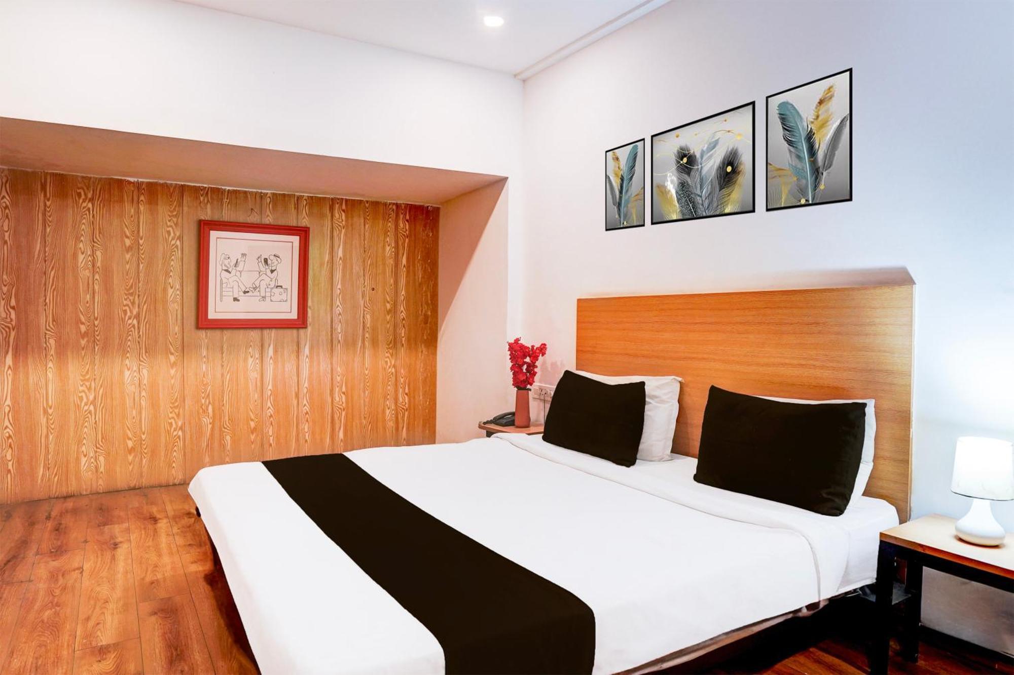 Super Townhouse Nagpur Railway Station Hotel Exterior photo